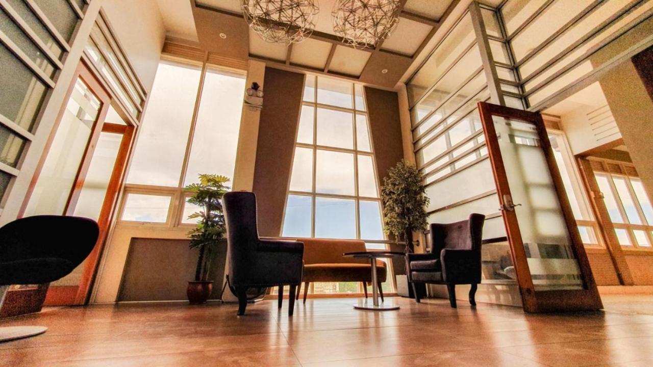 The Citywalk Suites Apartment Antipolo Eksteriør bilde